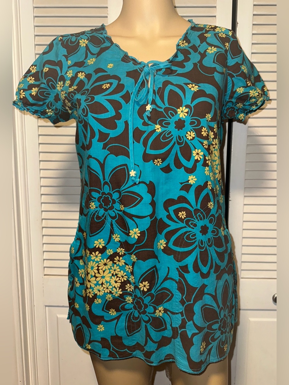 Koi Nurse Scrub Top Blue Brown Floral Medical Uniform XS